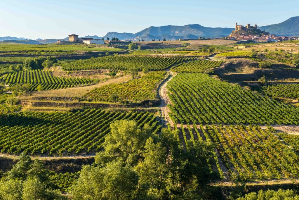 Los 7 pueblos más bonitos de La Rioja para una desconexión rural<span class=