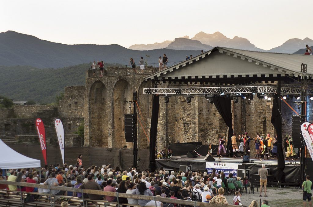 🎼🎸👩‍🎤 Festival Internacional del Castillo de Aínsa 2024 👉 Todo lo que necesitas saber<span class=